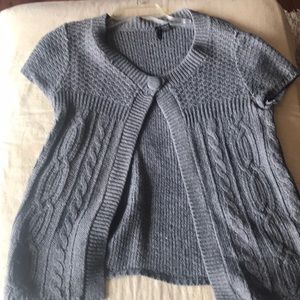 Gray shirt sleeve cardigan sweater